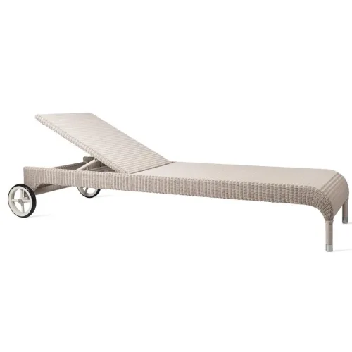 Safi sunlounger outdoor 01